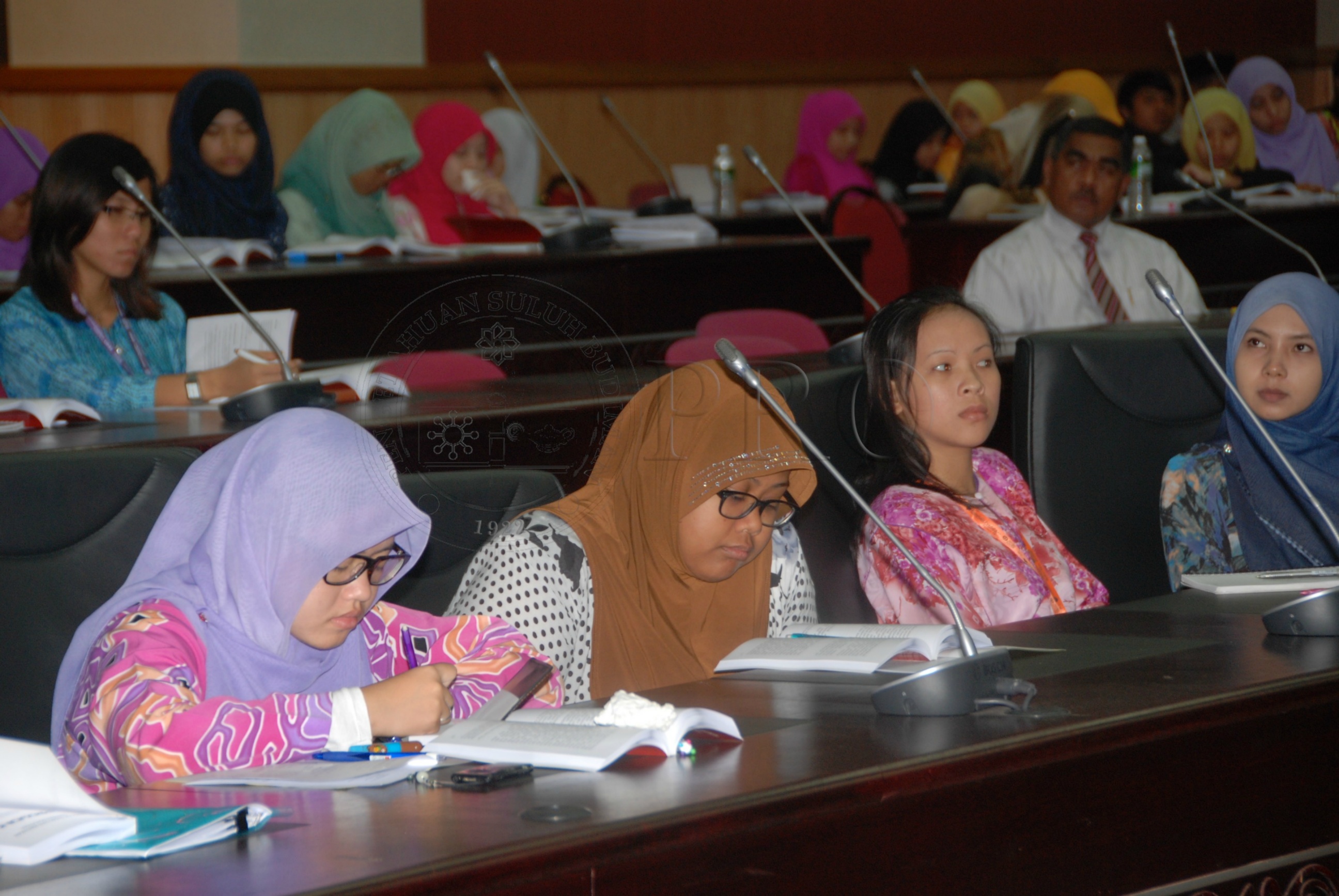 PRO 12 118 sastera DSC 5622